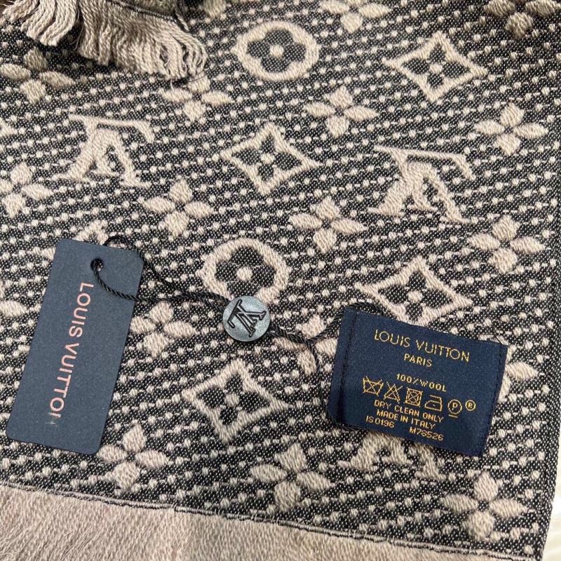 Louis Vuitton Scarf